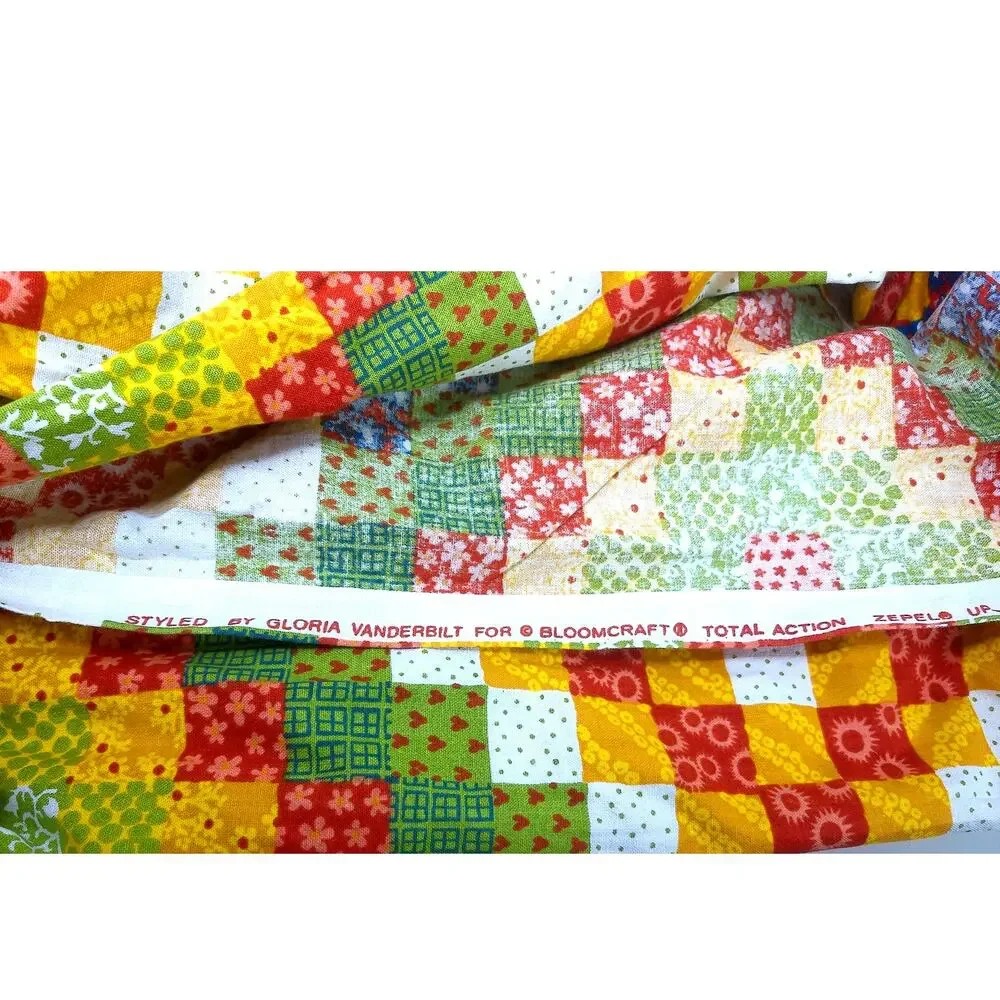 Vintage 1970s Gloria Vanderbilt Bloomcraft Patchwork Cotton Fabric 4 Yards Craft